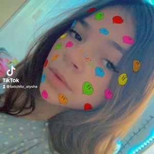 Meet your Posher, Alysha